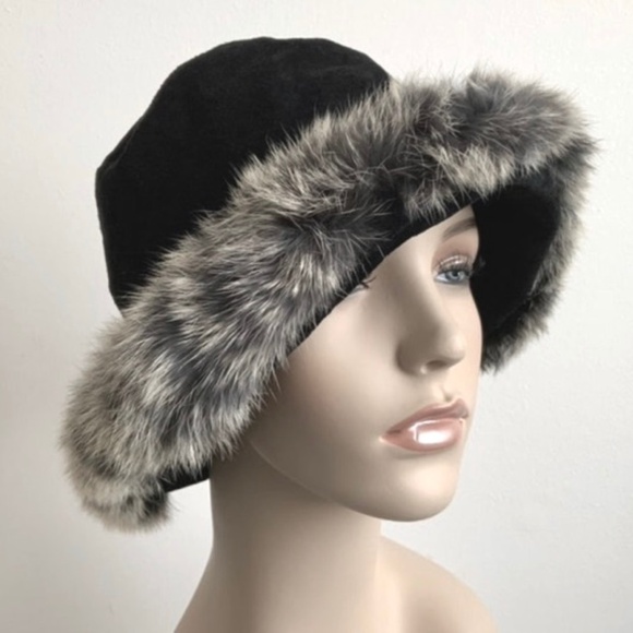 Vintage Danier Suede Bucket Hat With Fur Trim - Picture 1 of 11